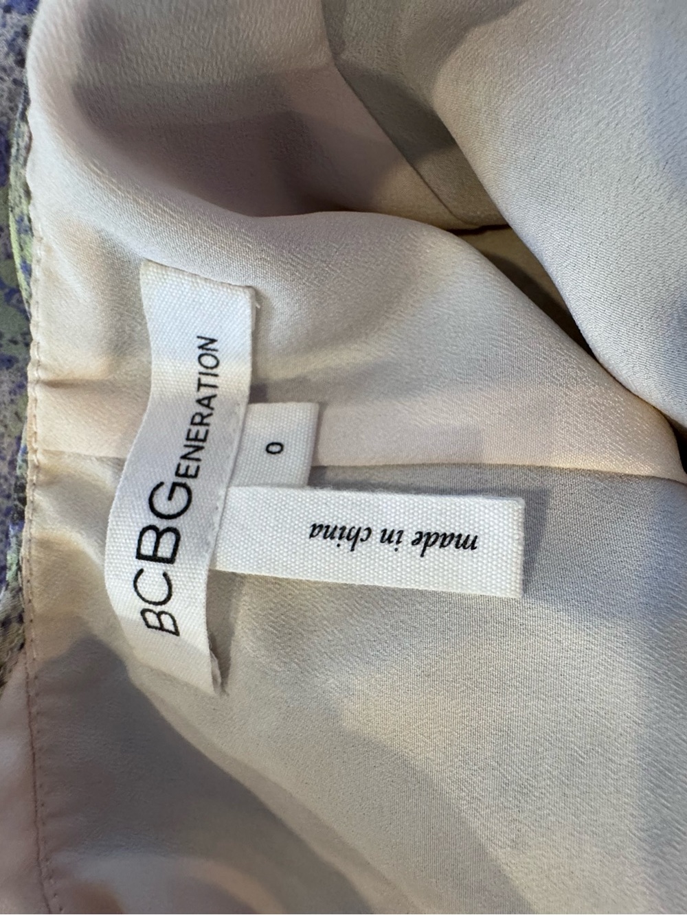 Bcbg Floral Lace Trim Dress in Yellow-Grey Lavender. Sheer dress w short slip - Picture 6 of 8